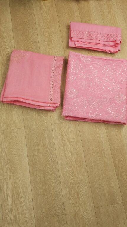 পাকিস্তানি অরবিন্দু সুতি থ্রিপিস